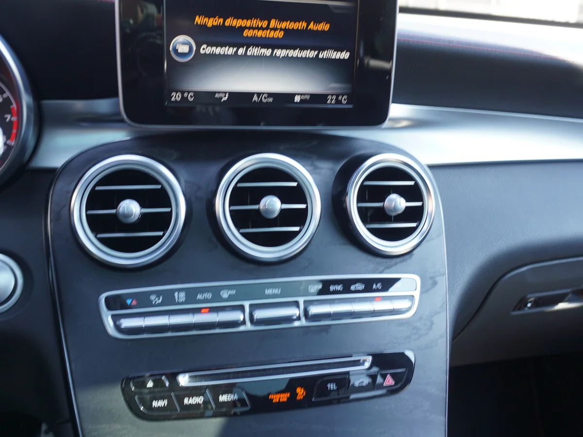 Mercedes Benz GLC 43 Amg 3.0 AT 4Matic año 2018 miniatura 29