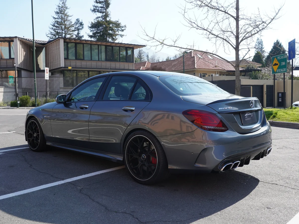 Mercedes Benz C63 AMG 4.0 Twin Turbo miniatura 7