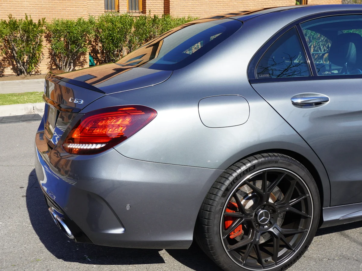 Mercedes Benz C63 AMG 4.0 Twin Turbo miniatura 13