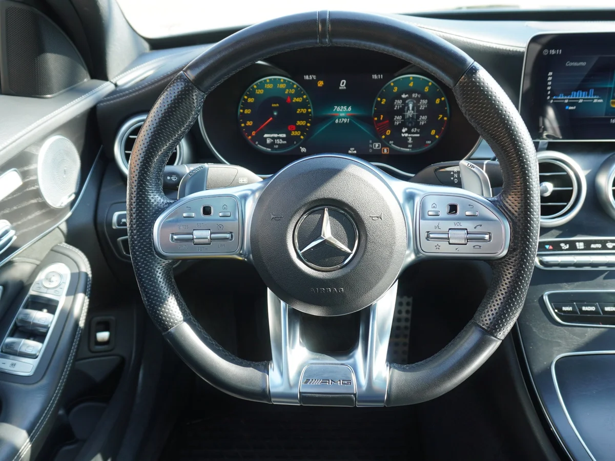 Mercedes Benz C63 AMG 4.0 Twin Turbo miniatura 26