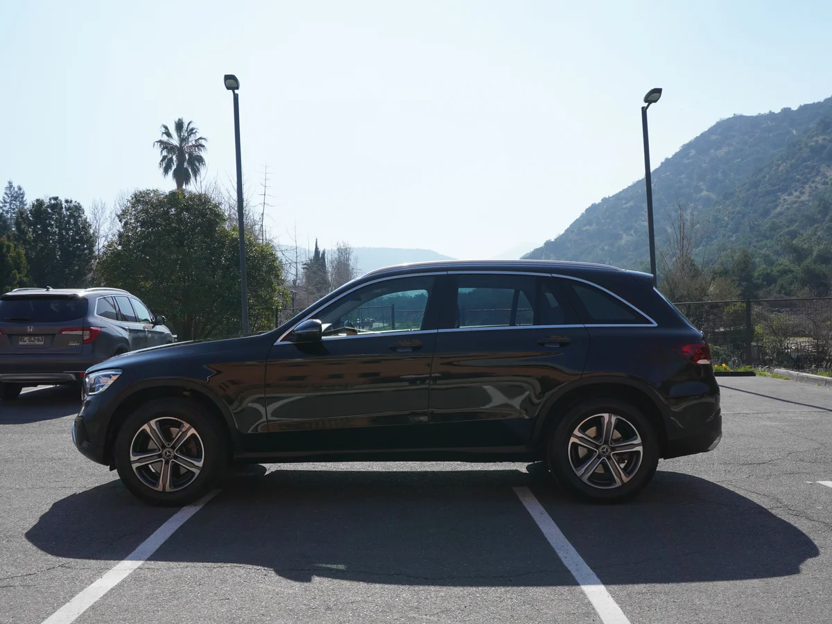 Mercedes Benz GLC 200 miniatura 8