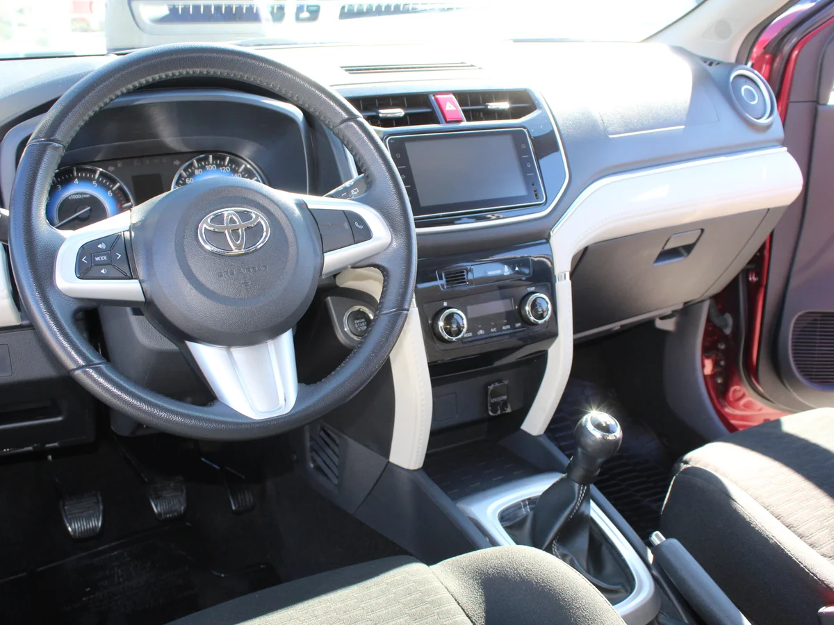 TOYOTA RUSH XEI 1.5 2022 - Miniatura 9