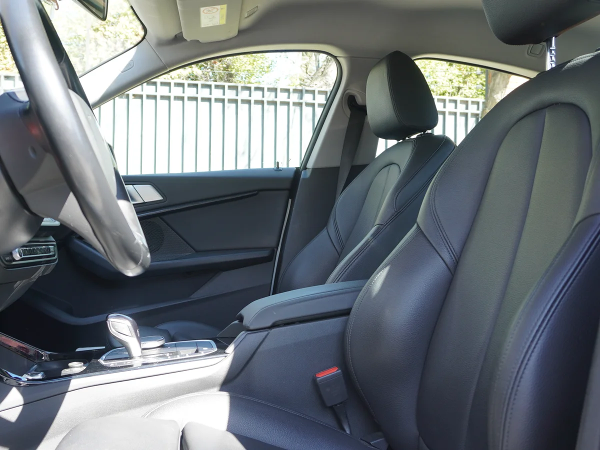 BMW 218 Grand Coupe miniatura 28