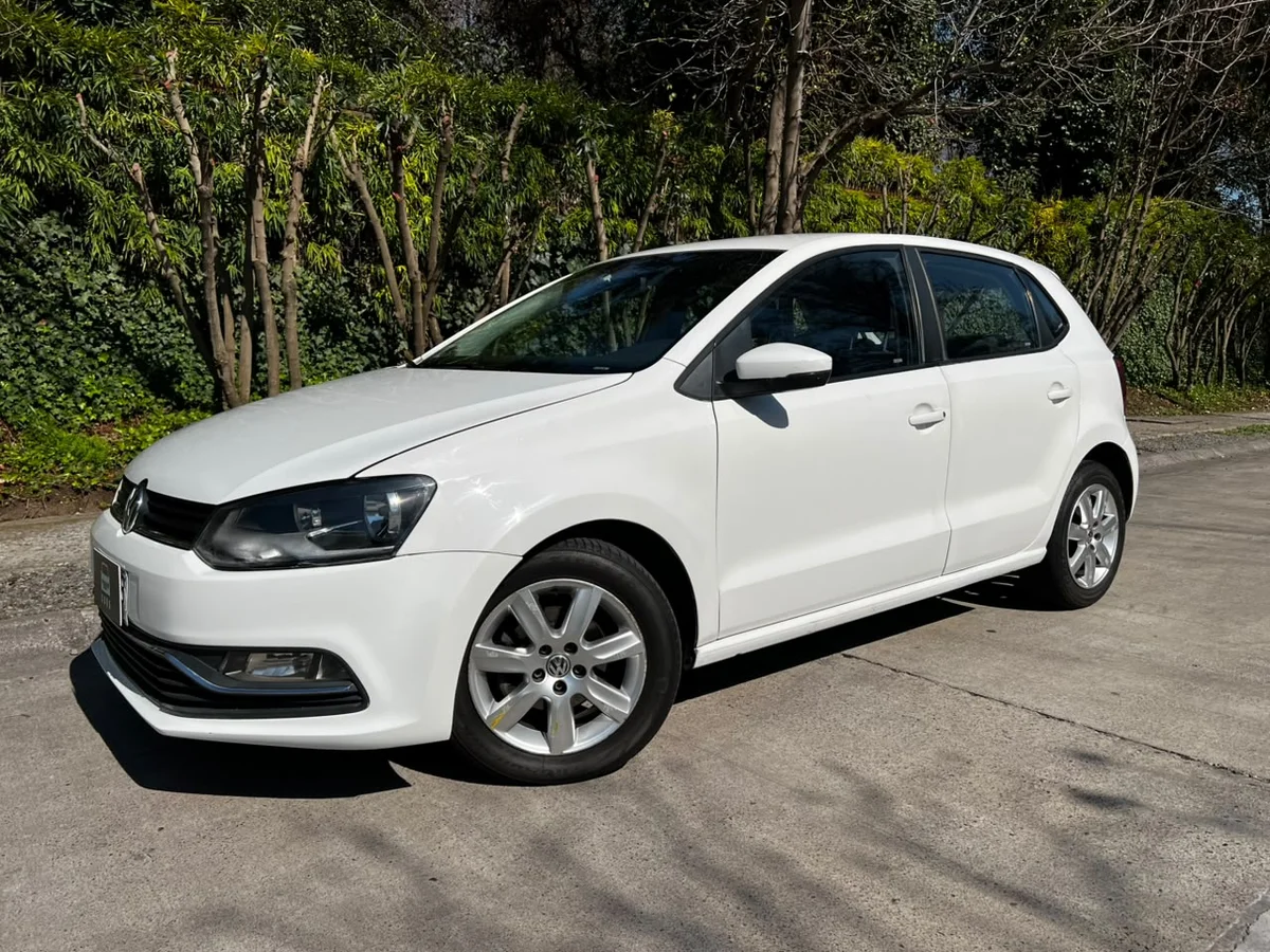 VOLKSWAGEN POLO HB 1.6L AT HIGHLINE 4X2 5P AÑO 2017 - Miniatura 3