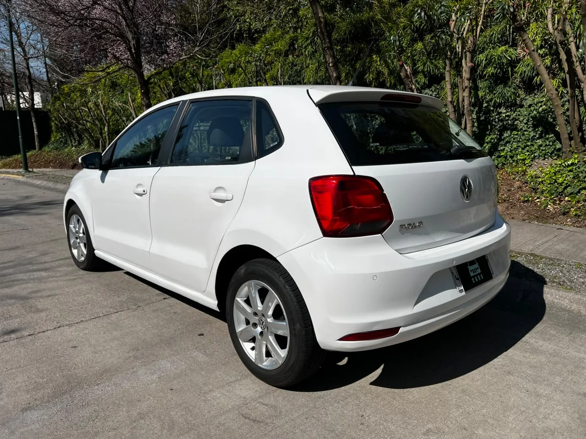 VOLKSWAGEN POLO HB 1.6L AT HIGHLINE 4X2 5P AÑO 2017 - Miniatura 5