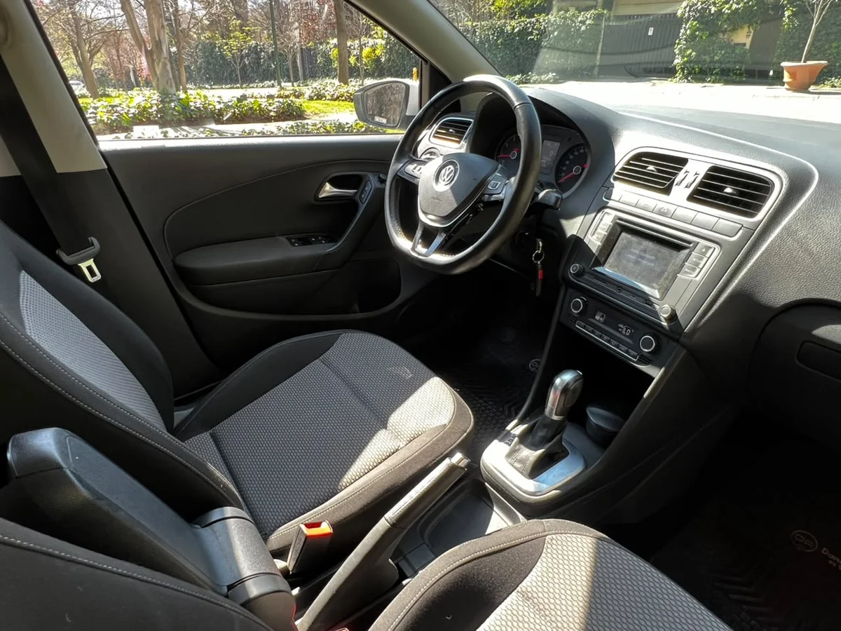 VOLKSWAGEN POLO HB 1.6L AT HIGHLINE 4X2 5P AÑO 2017 - Miniatura 13