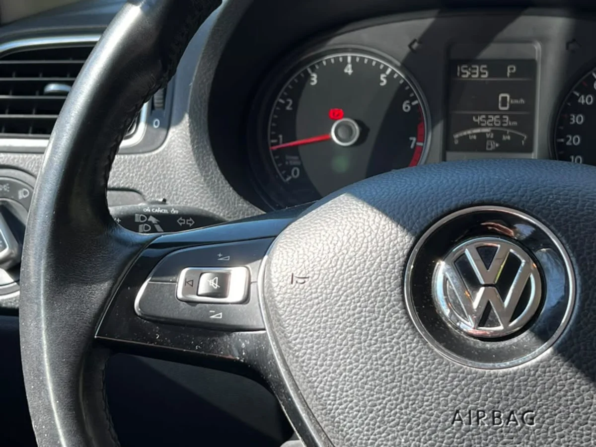 VOLKSWAGEN POLO HB 1.6L AT HIGHLINE 4X2 5P AÑO 2017 - Miniatura 15