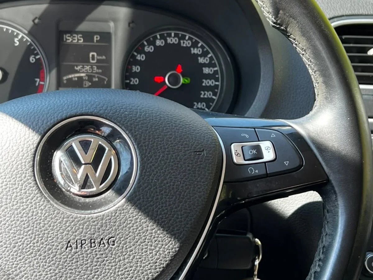 VOLKSWAGEN POLO HB 1.6L AT HIGHLINE 4X2 5P AÑO 2017 - Miniatura 17