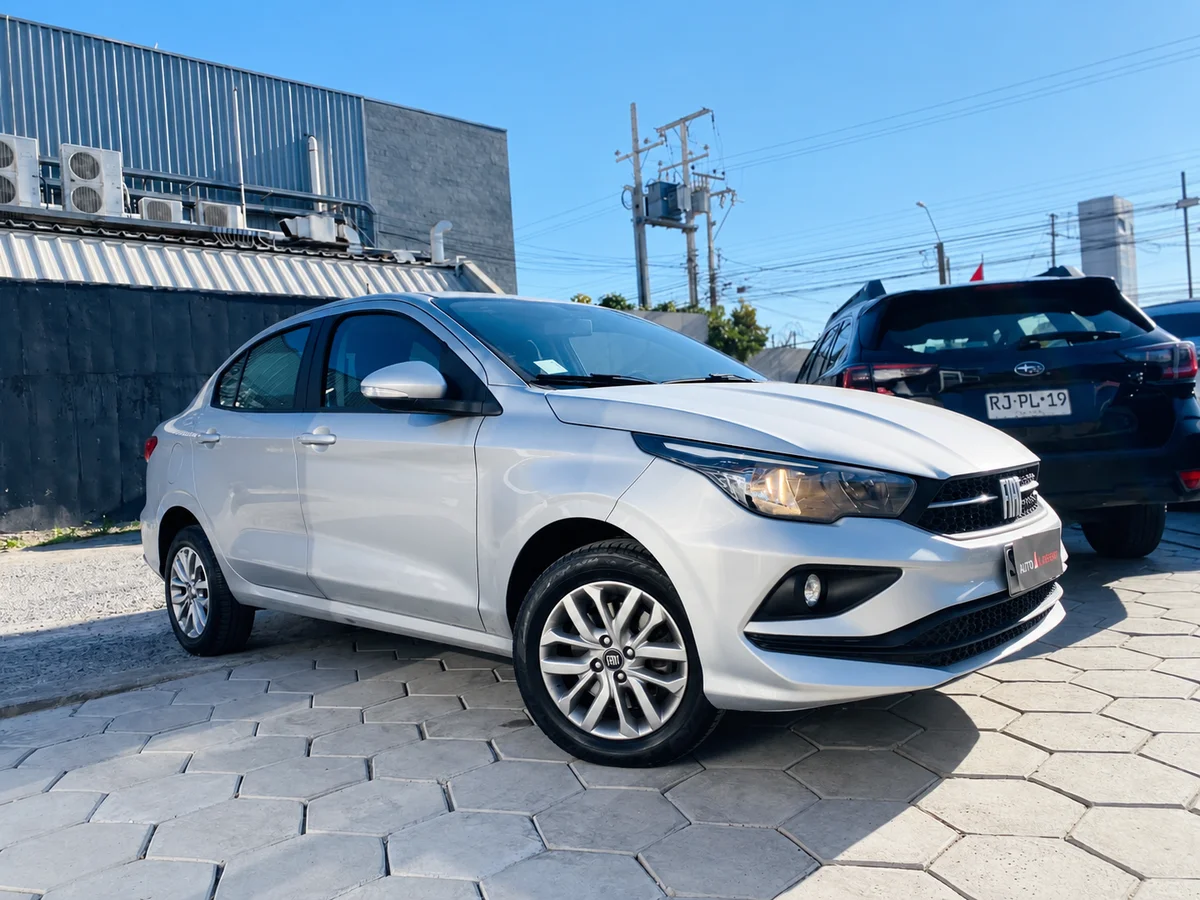 FIAT CRONOS DRIVE 1.8 AUTOMATICA 2023