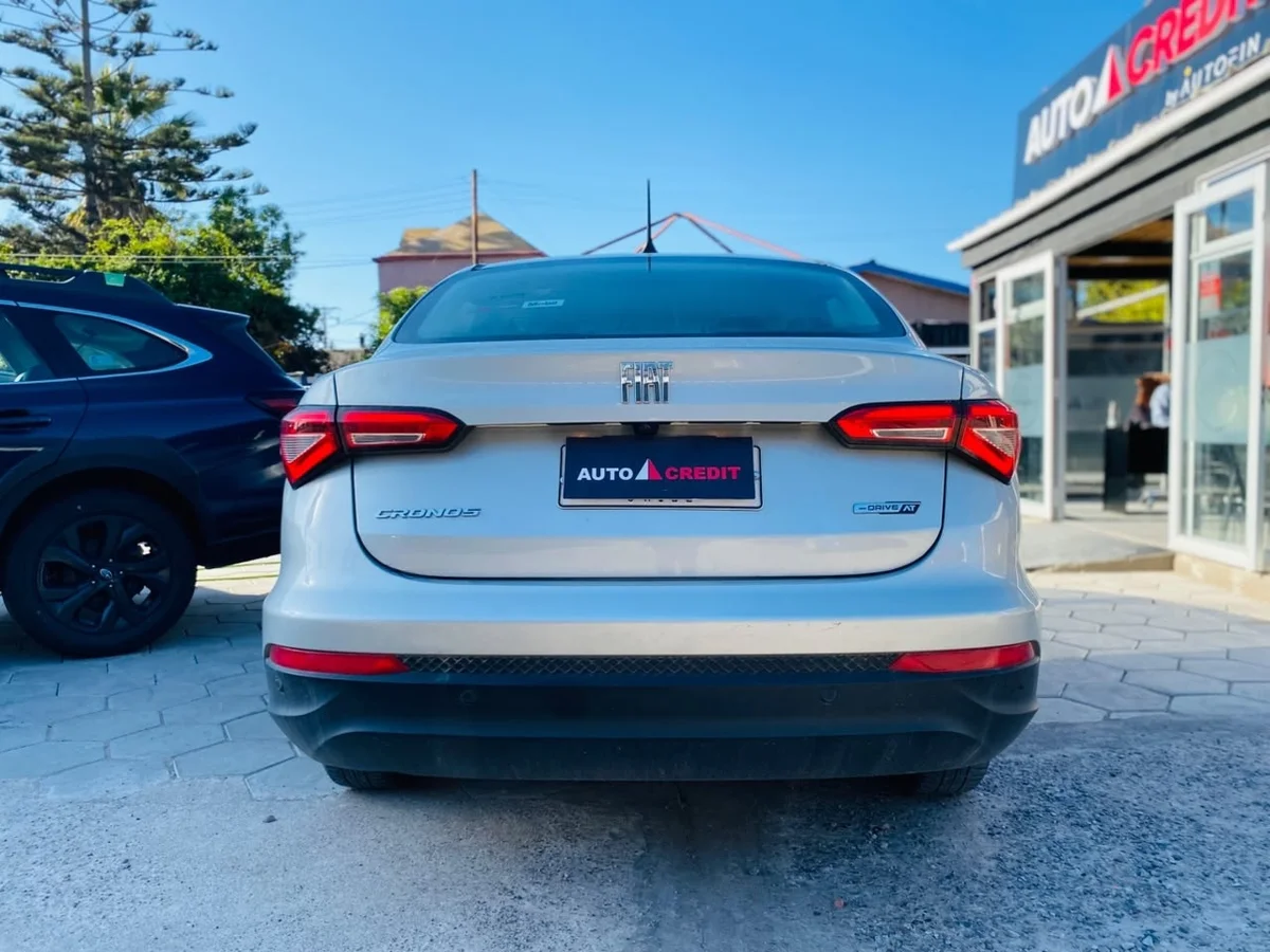 FIAT CRONOS DRIVE 1.8 AUTOMATICA 2023