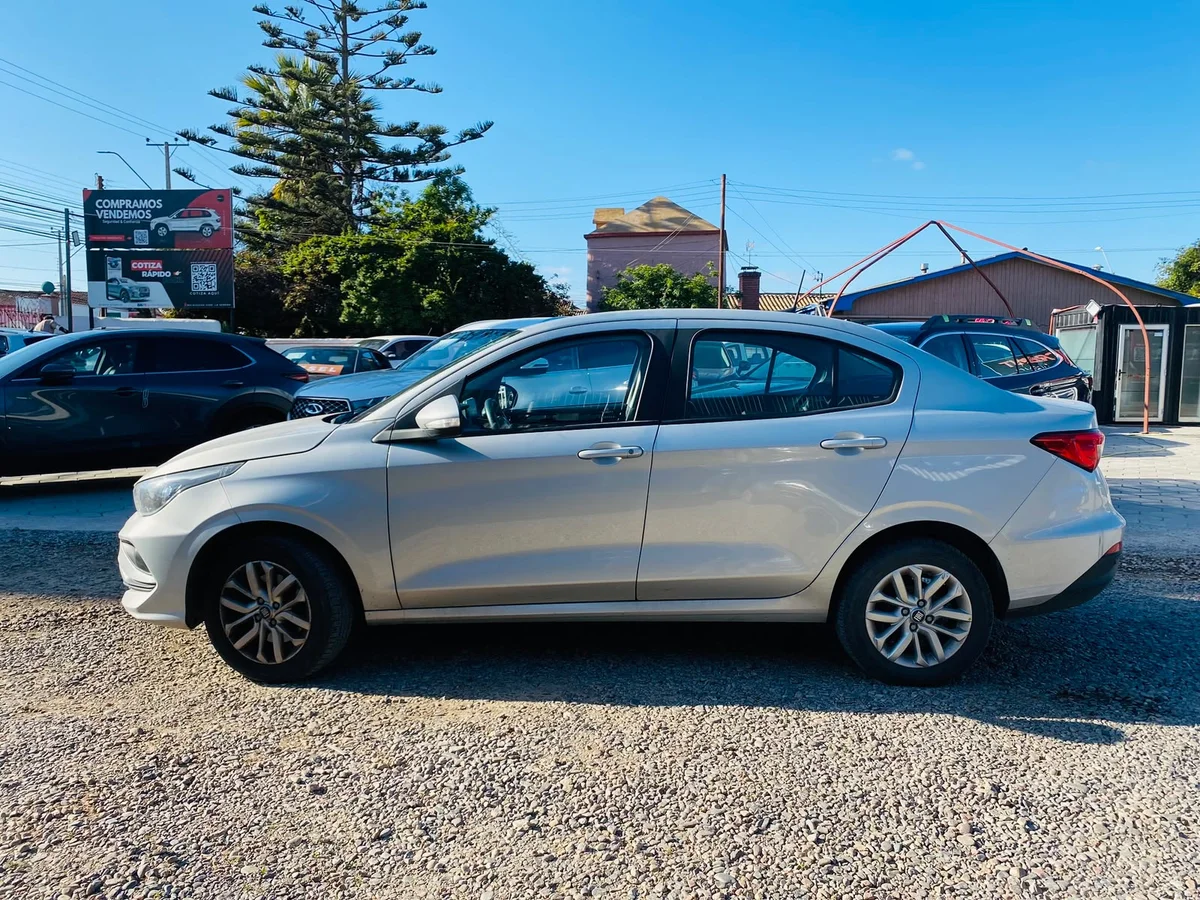 FIAT CRONOS DRIVE 1.8 AUTOMATICA 2023 7