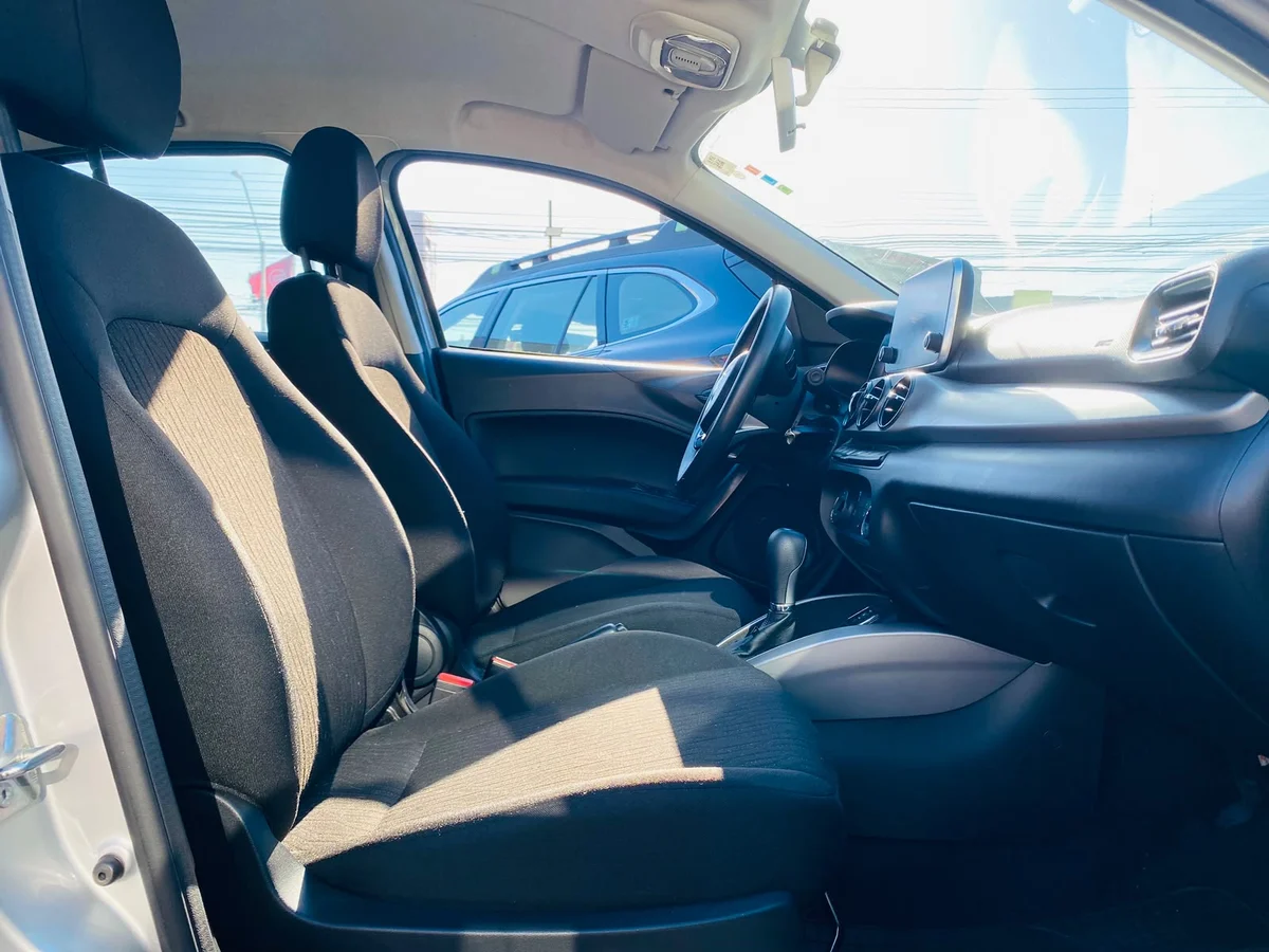 FIAT CRONOS DRIVE 1.8 AUTOMATICA 2023 9