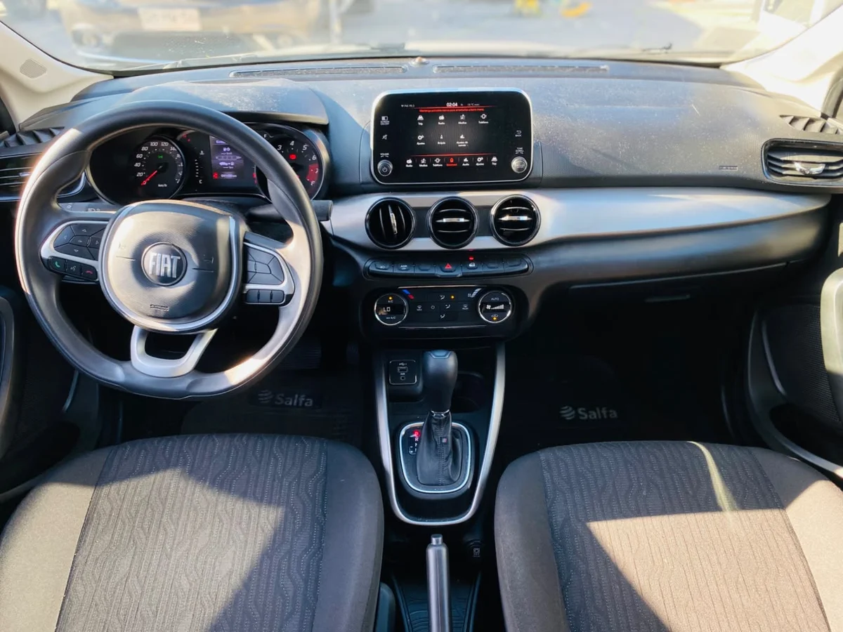 FIAT CRONOS DRIVE 1.8 AUTOMATICA 2023 11