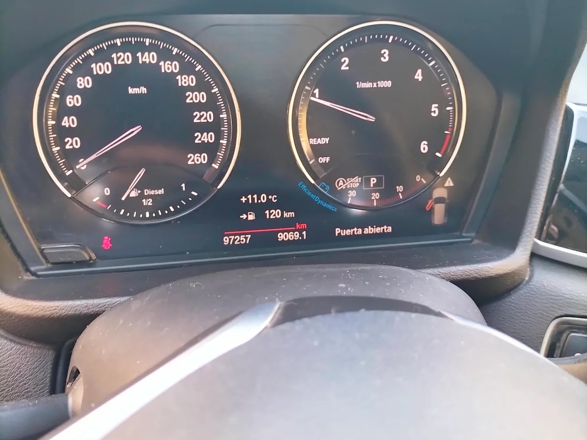 BMW X1 SDRIVE18D LCI 2.0 AUTOMÁTICO 2020 - Miniatura 8