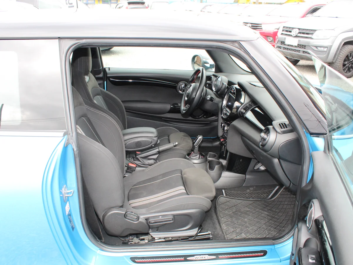MINI Cooper S 2.0 2019