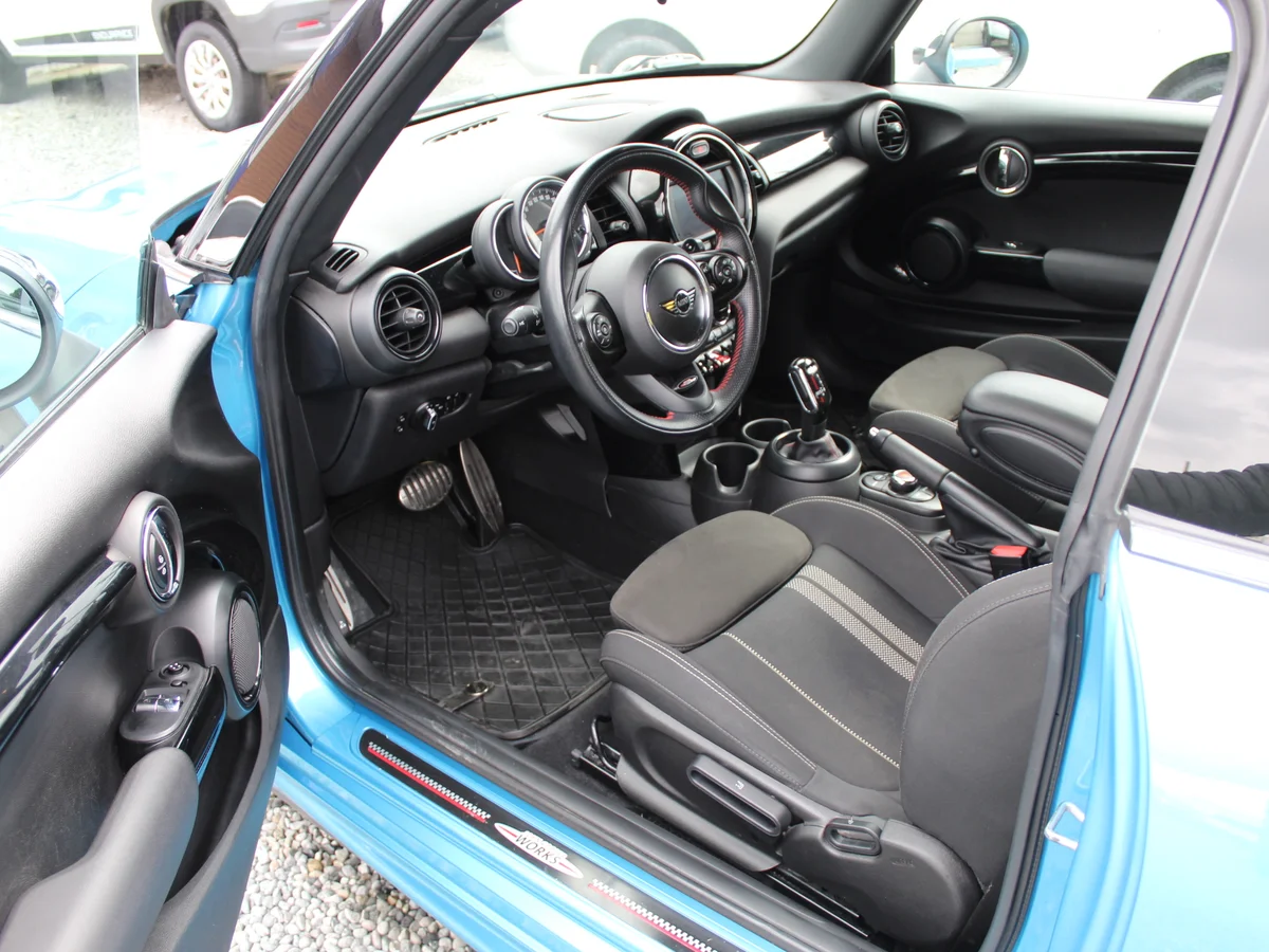 MINI Cooper S 2.0 2019 - Miniatura 10
