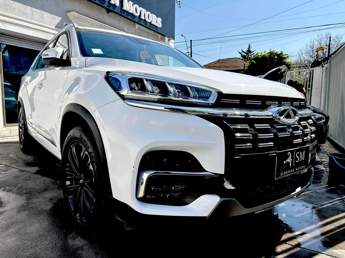 Chery Tiggo 8 — foto 3 de 12