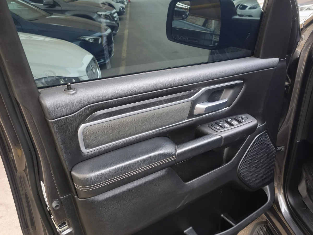 RAM Ram 1500 3.9 BIGHORN 2023 - Miniatura 9