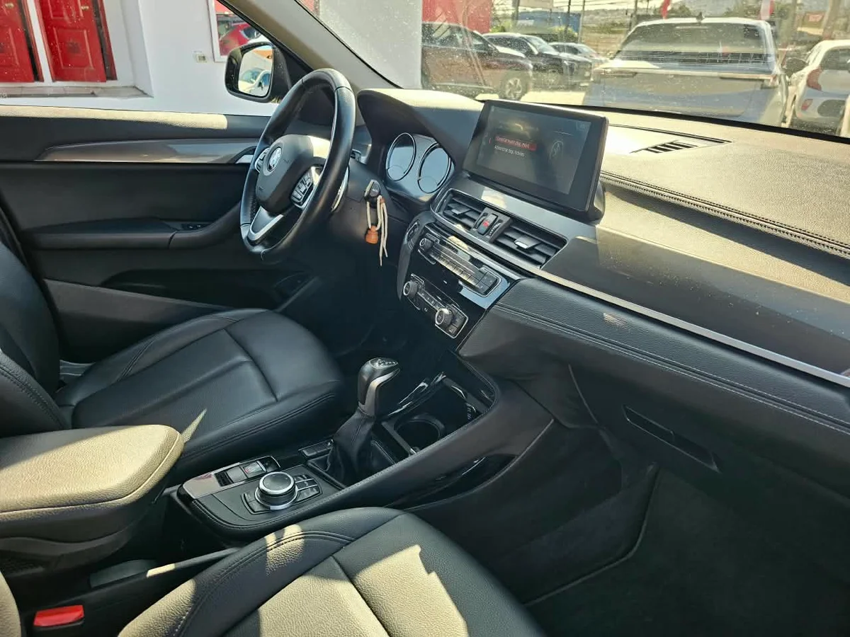 BMW X1 SDRIVE18D 2.0 AT 2022 9