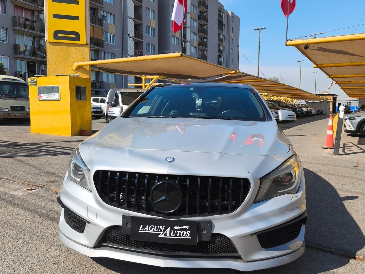 MERCEDES BENZ CLA 45 AMG 4X4 AT 4P 2016 - Miniatura 3