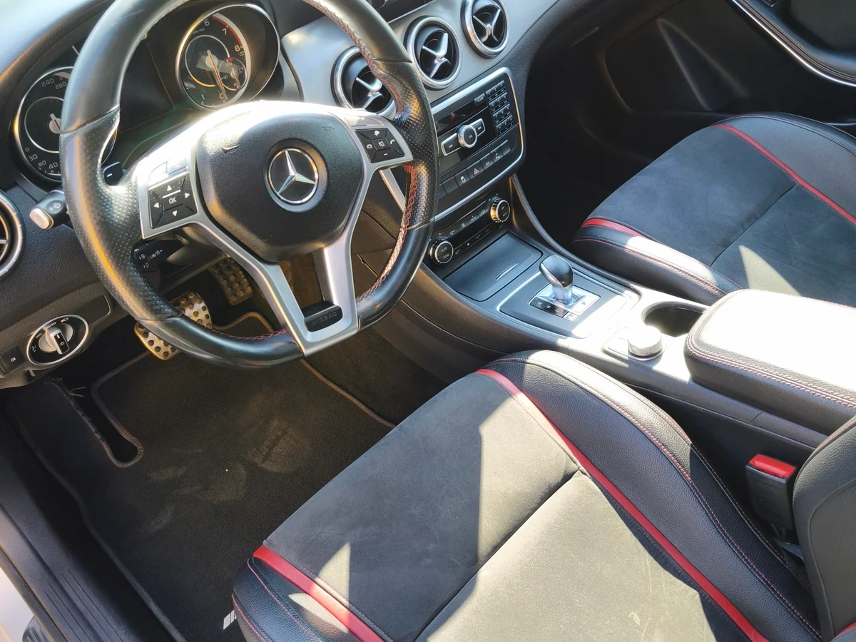 MERCEDES BENZ CLA 45 AMG 4X4 AT 4P 2016 - Miniatura 9