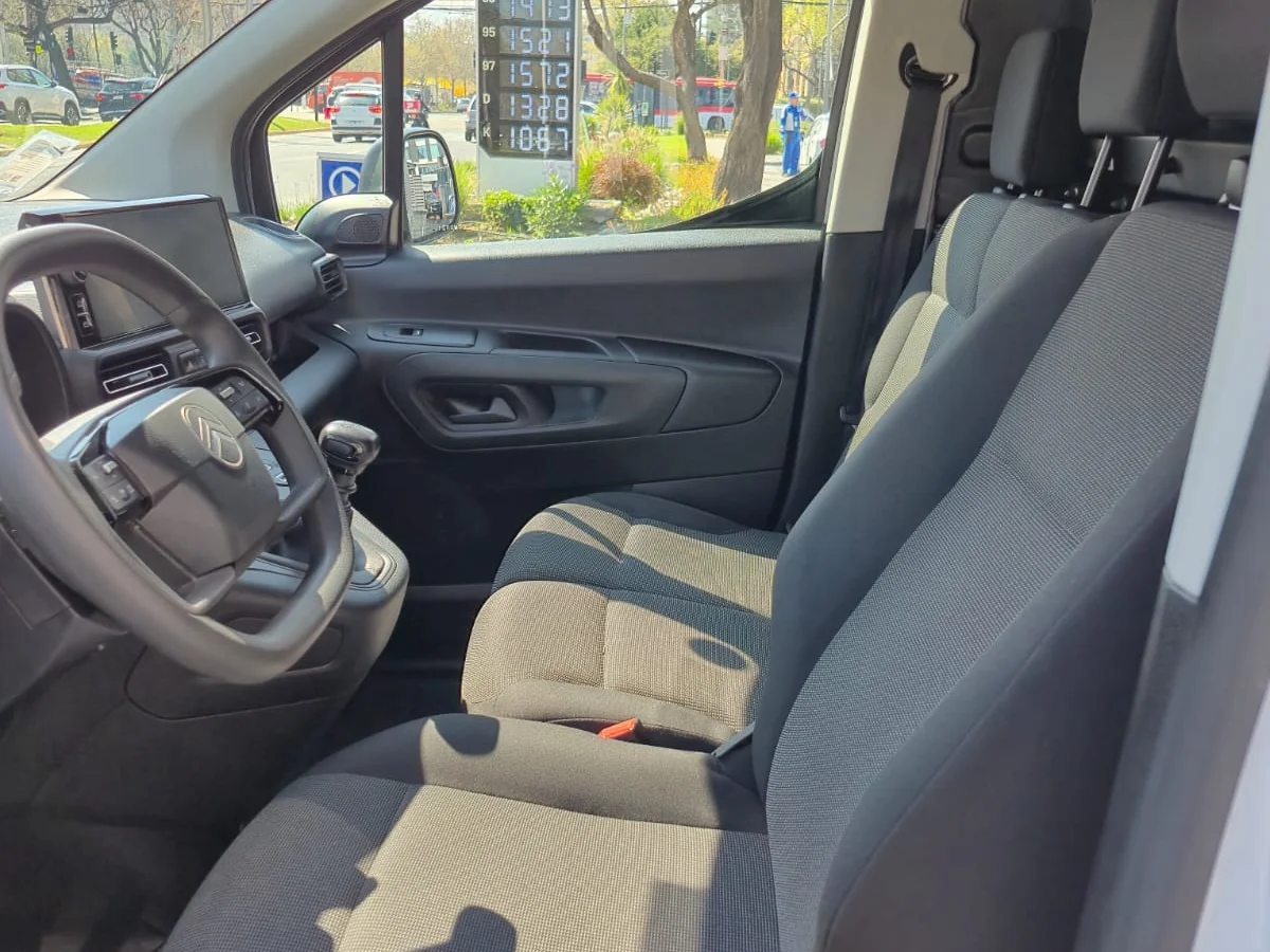CITROËN BERLINGO 1.5 BLUEHDI 2025 - Miniatura 9
