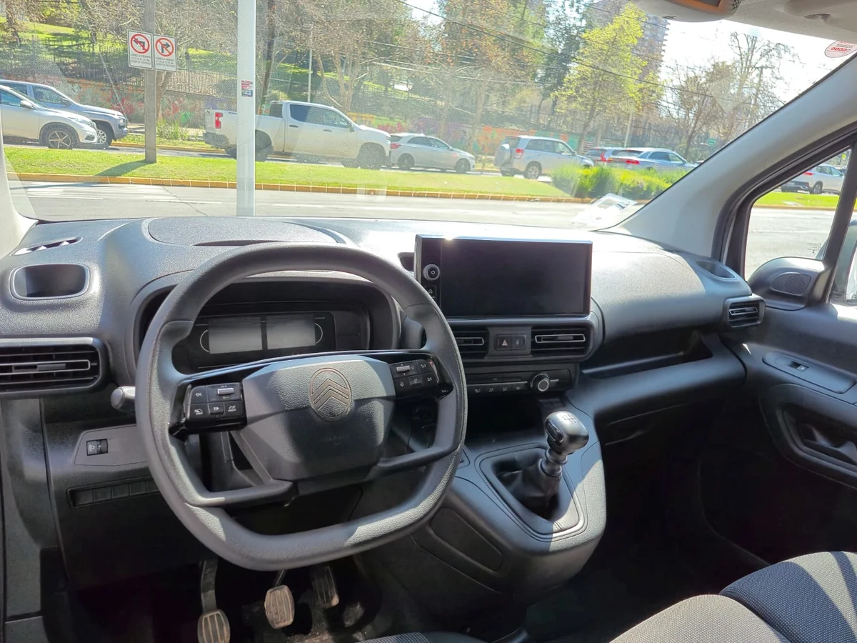 CITROËN BERLINGO 1.5 BLUEHDI 2025 - Miniatura 11