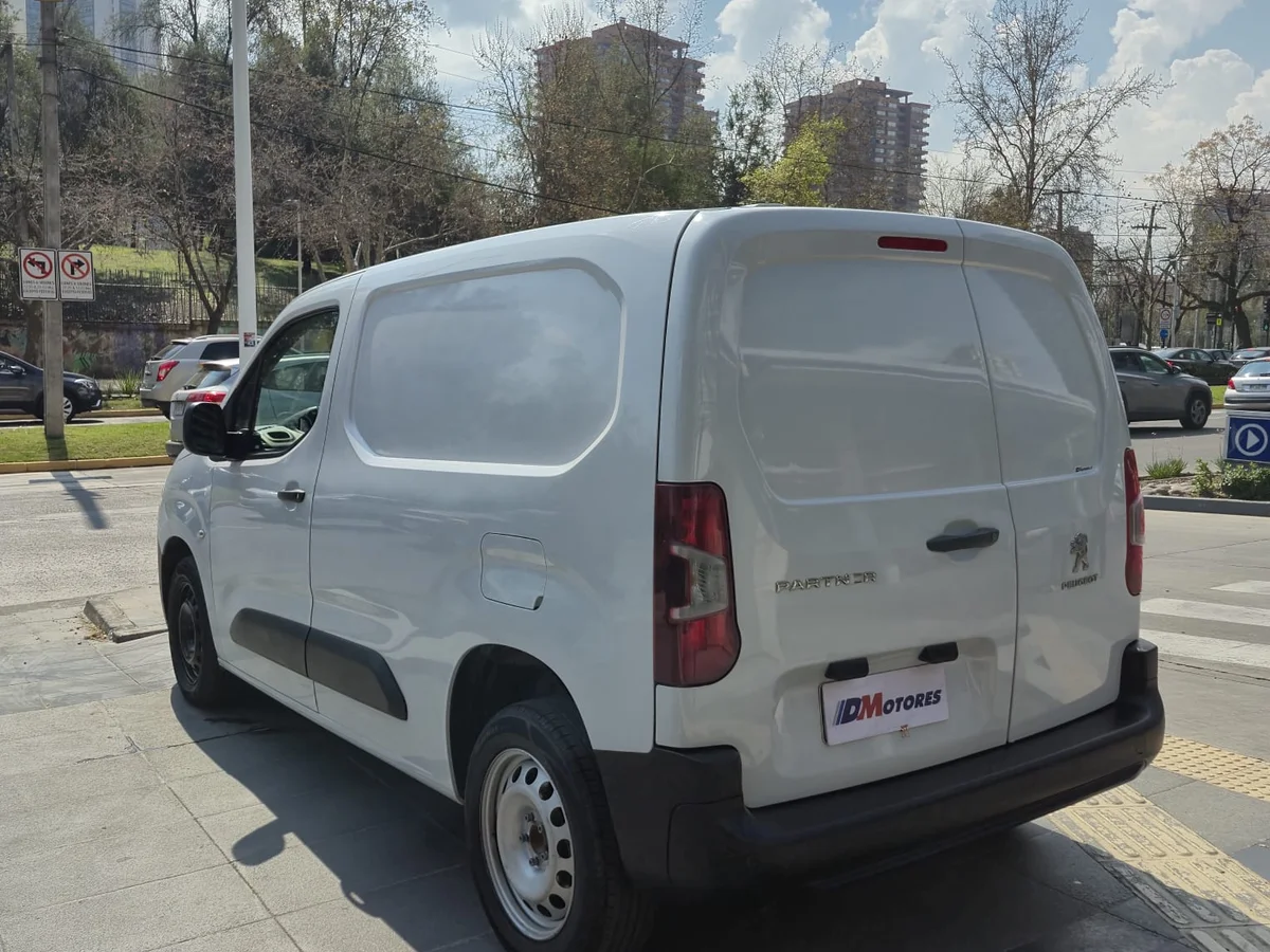 PEUGEOT Partner L1 BLUE HDI 100 1.5 2023