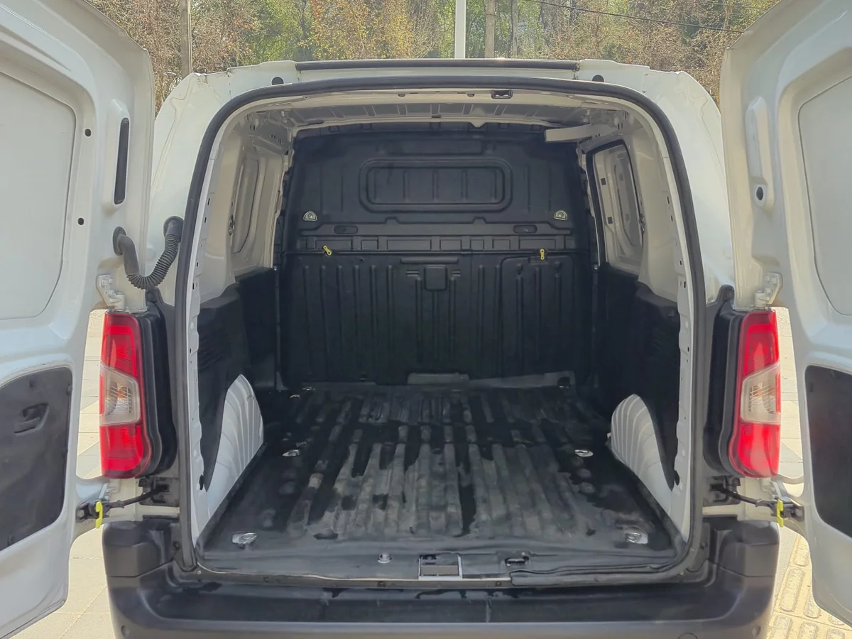 PEUGEOT Partner L1 BLUE HDI 100 1.5 2023 - Miniatura 14