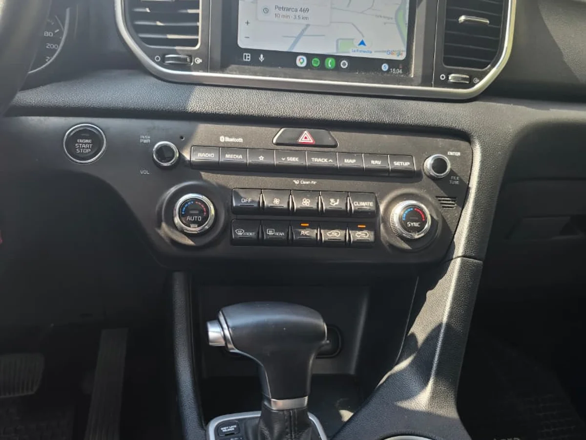 KIA Sportage 2.0 LX 2WD SPECIAL PACK 6AT 5P. 2021 - Miniatura 17