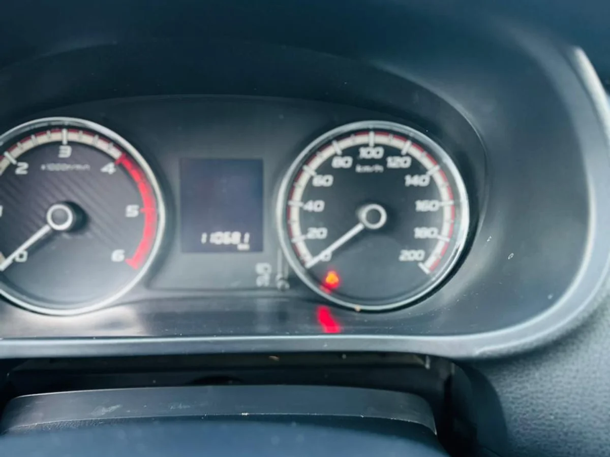 Mitsubishi L200 Work Cr Wf — foto 8 de 15