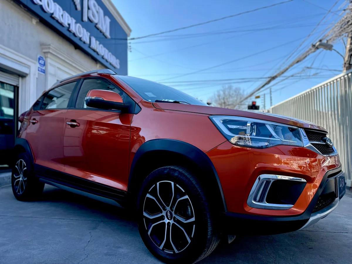 Chery Tiggo 2 — foto 4 de 15