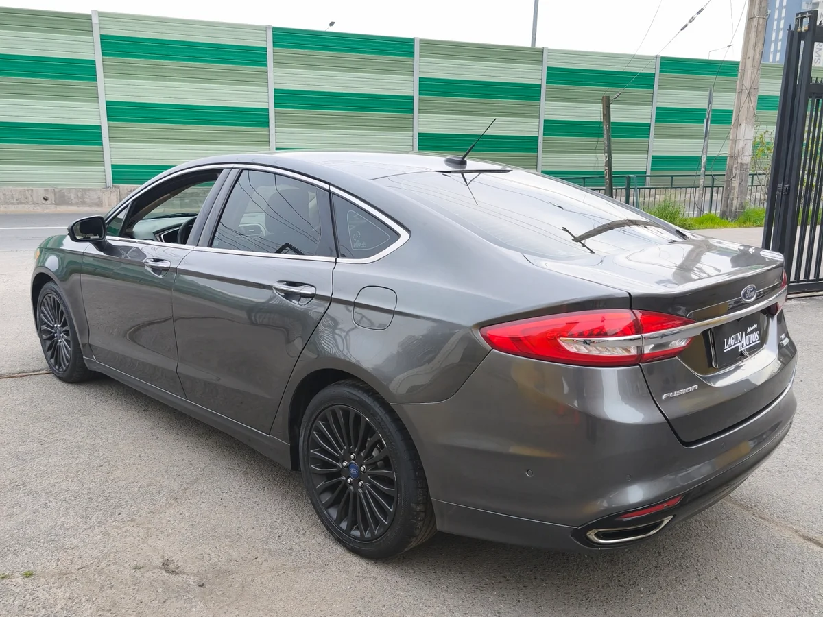 FORD FUSION 2.0 ECOBOOST AUTOMATICA 2018 - Miniatura 5