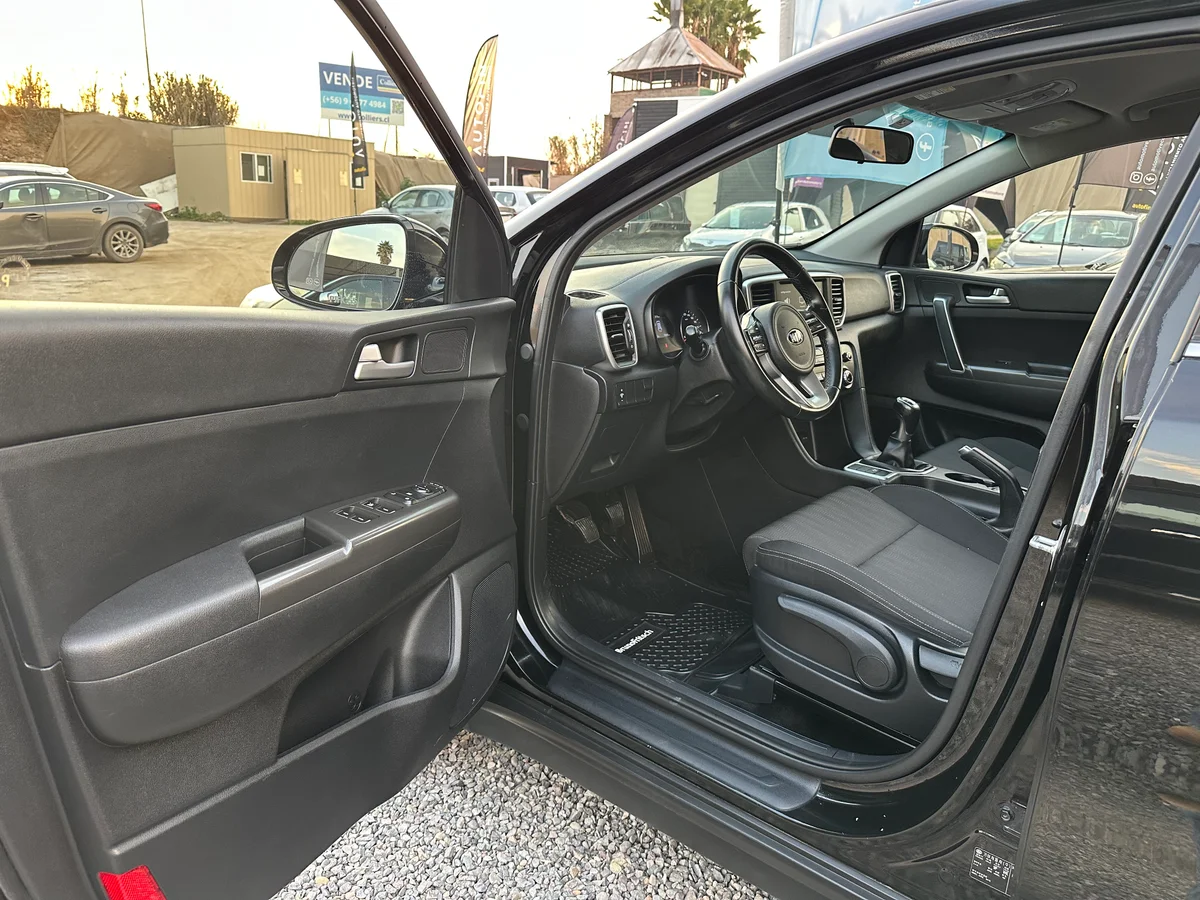 KIA Sportage LX 2WD MT 6MT 2.0 2021 - Miniatura 13