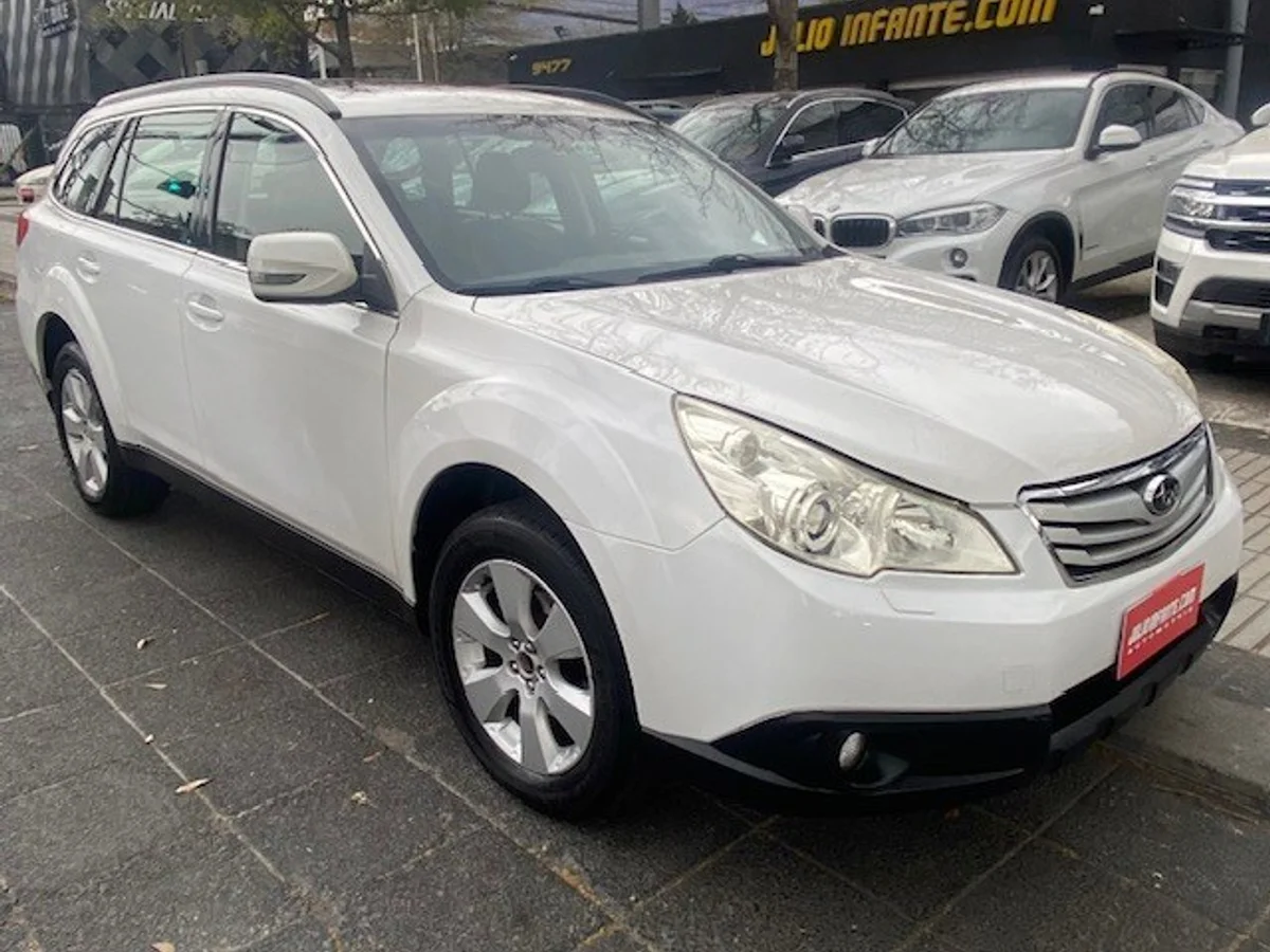 SUBARU OUTBACK 2.5 AWD 2010 - Miniatura 3