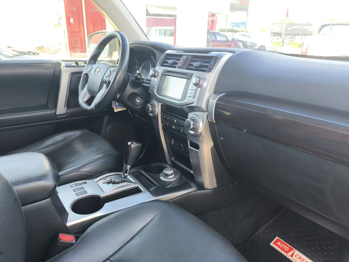 TOYOTA 4RUNNER LIMITED 4X4 4.0 2017 9