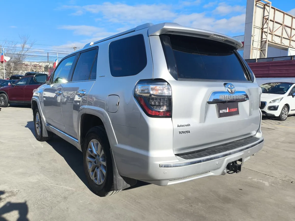 TOYOTA 4RUNNER LIMITED 4X4 4.0 2017
