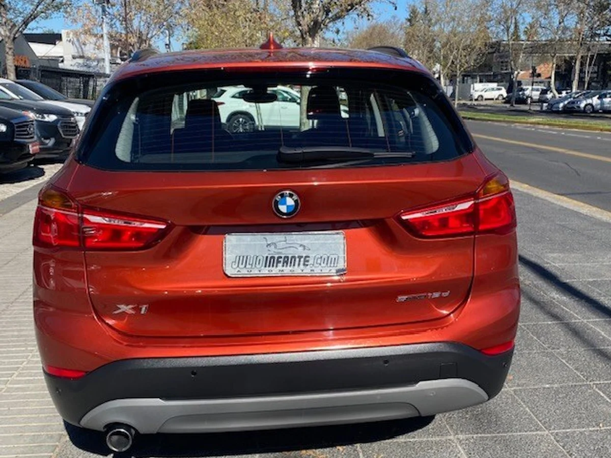 BMW X1 SDrive18D 2.0 AUT 2019 - Miniatura 6