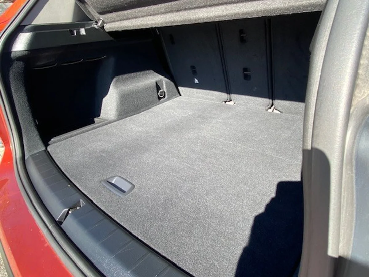 BMW X1 SDrive18D 2.0 AUT 2019 - Miniatura 17