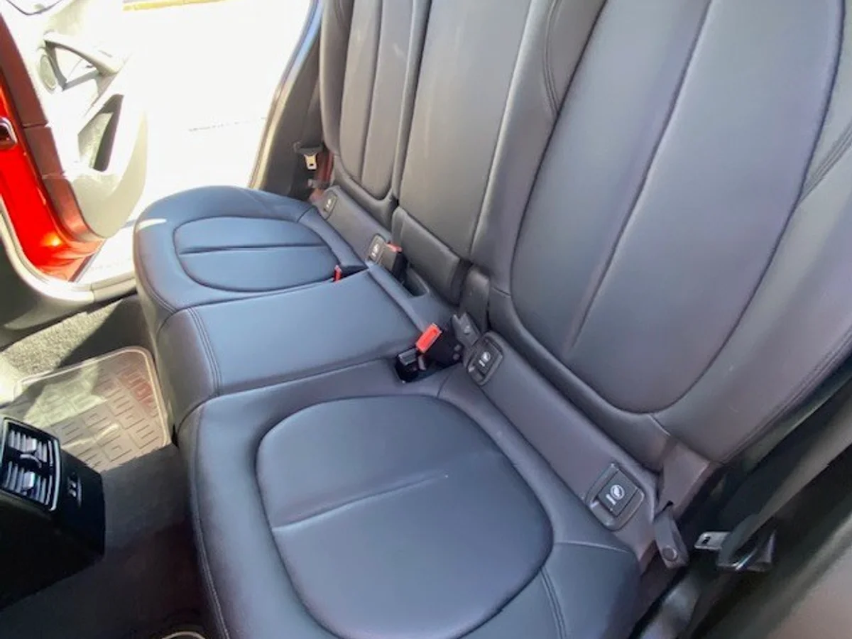 BMW X1 SDrive18D 2.0 AUT 2019 - Miniatura 22