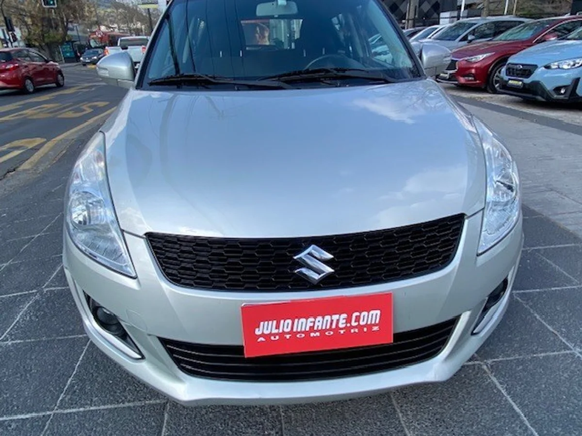 SUZUKI SWIFT GL 1.2 Aire 2018 - Miniatura 5