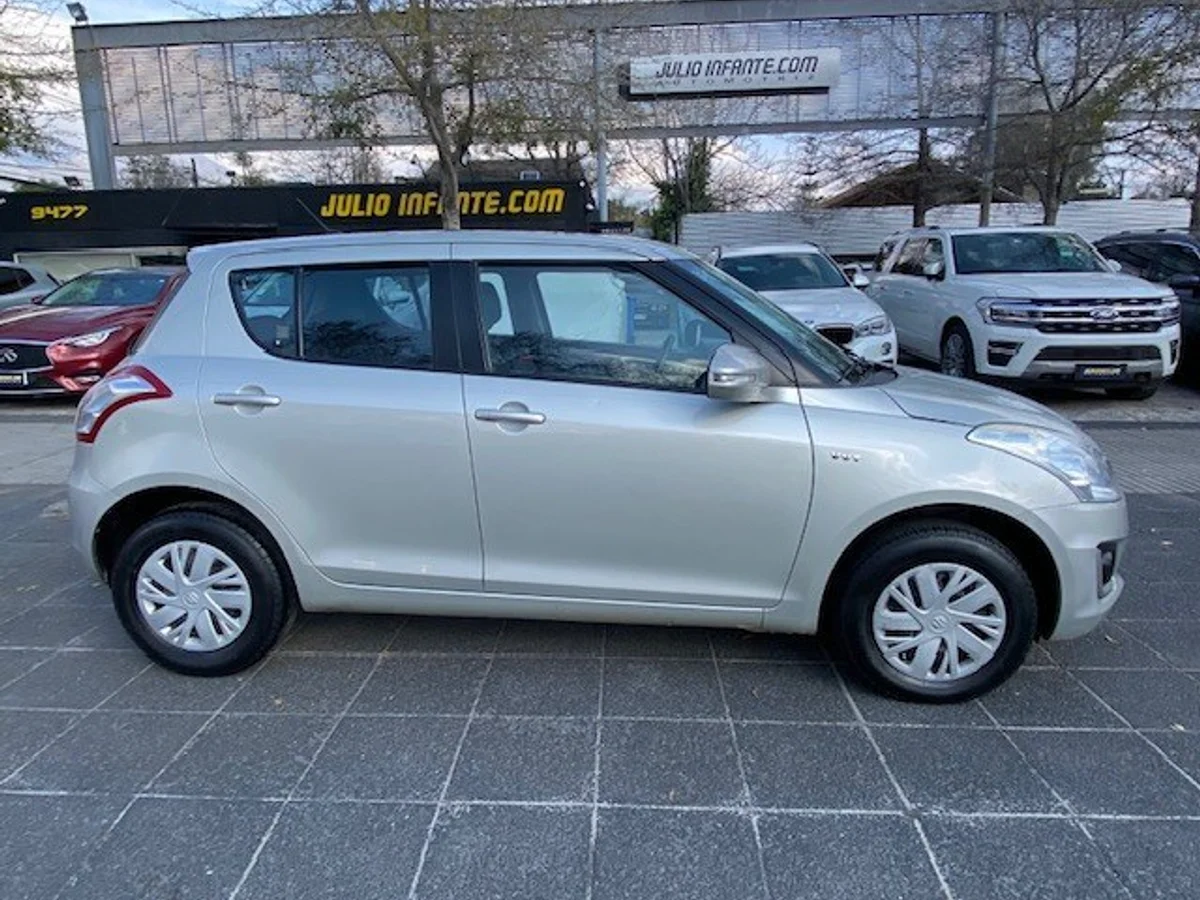 SUZUKI SWIFT GL 1.2 Aire 2018 - Miniatura 7