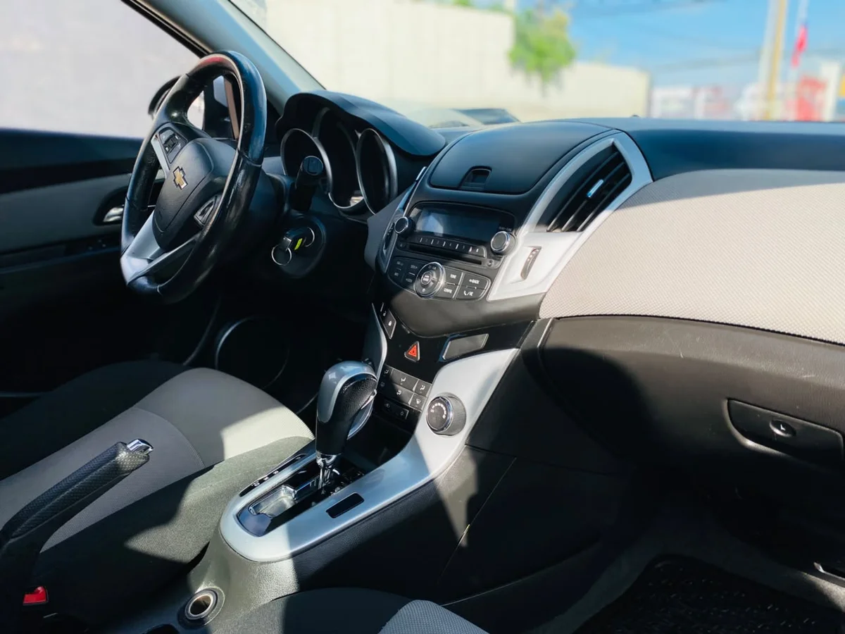 CHEVROLET CRUZE 1.8 LS AUTOMÁTICO HATCHBACK 2014