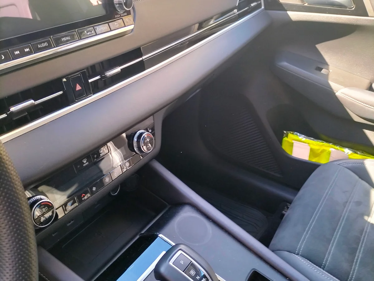 MITSUBISHI Outlander 2.5 GLS P 2025 - Miniatura 9