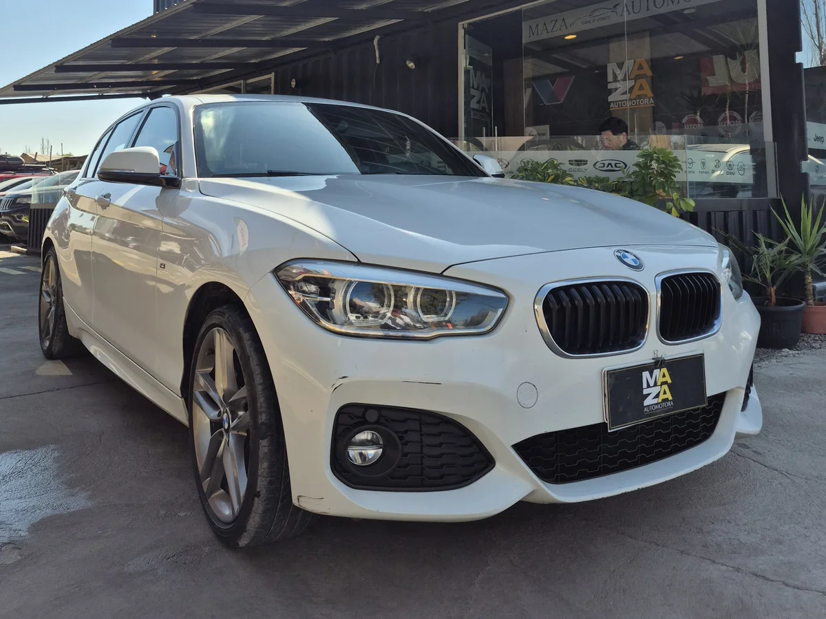 BMW 120 2.0 HATCHBACK AUTOMÁTICO 2019 - Miniatura 2