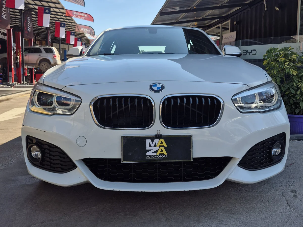 BMW 120 2.0 HATCHBACK AUTOMÁTICO 2019 - Miniatura 4