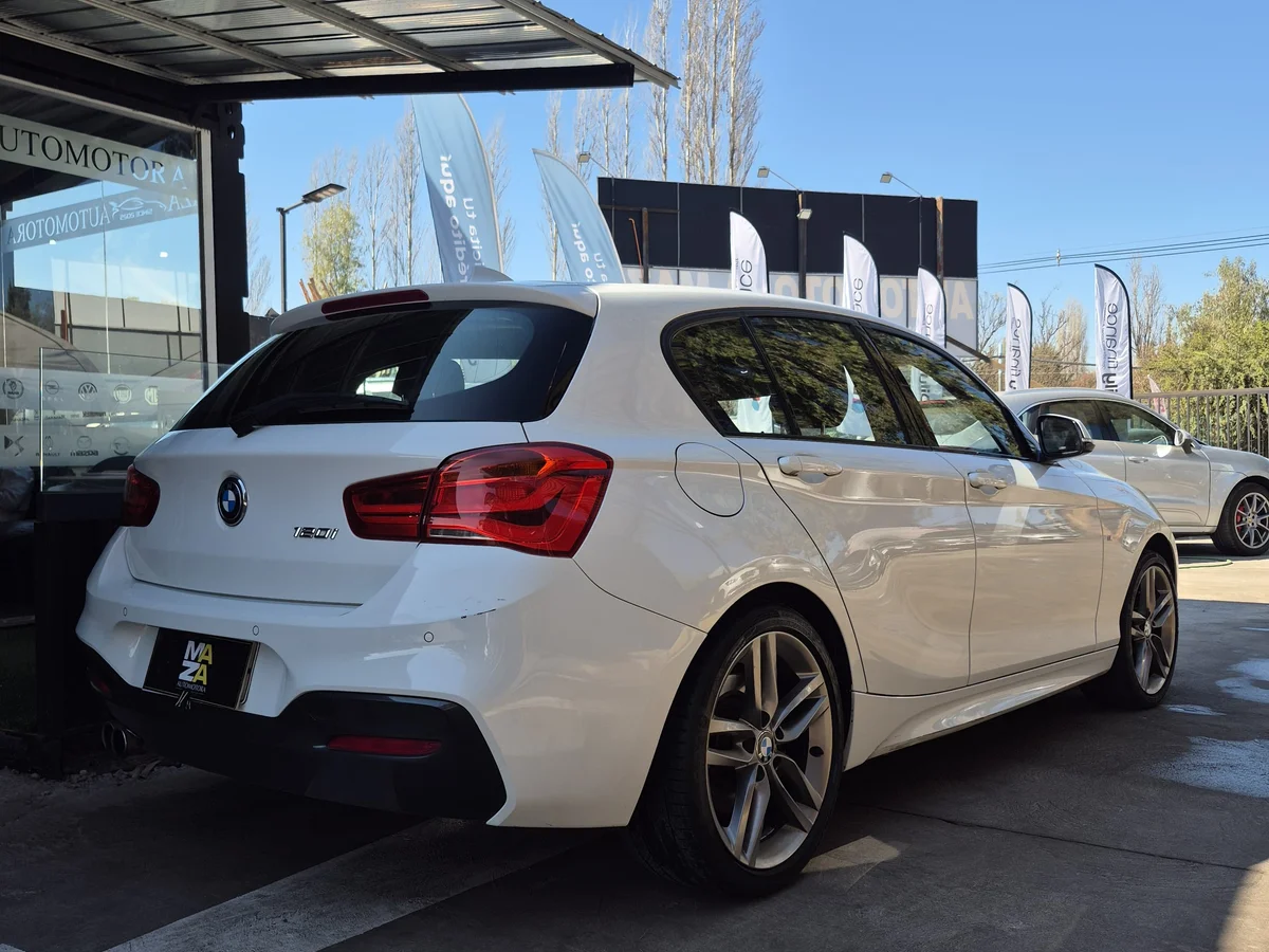 BMW 120 2.0 HATCHBACK AUTOMÁTICO 2019 - Miniatura 5