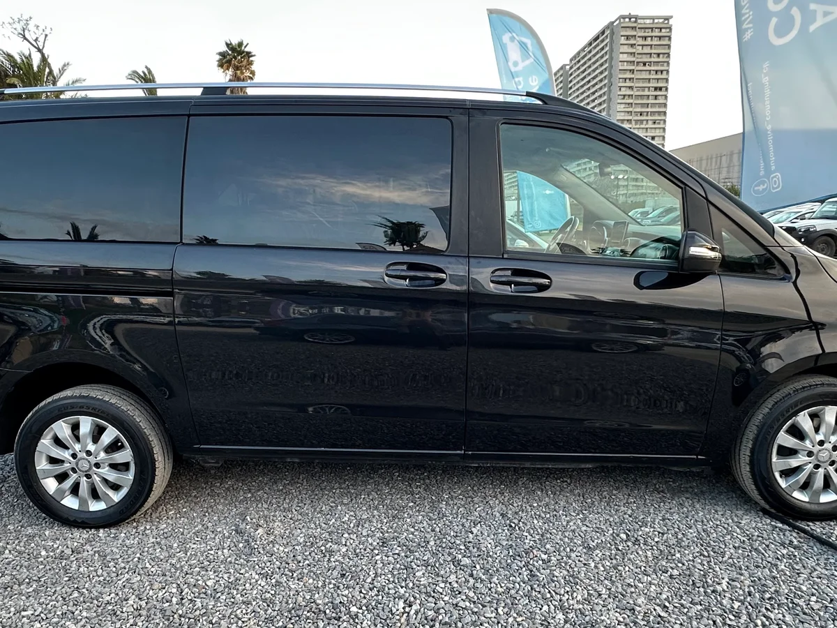 MERCEDES BENZ V 220 2.2 CDI AUT 2015 - Miniatura 4