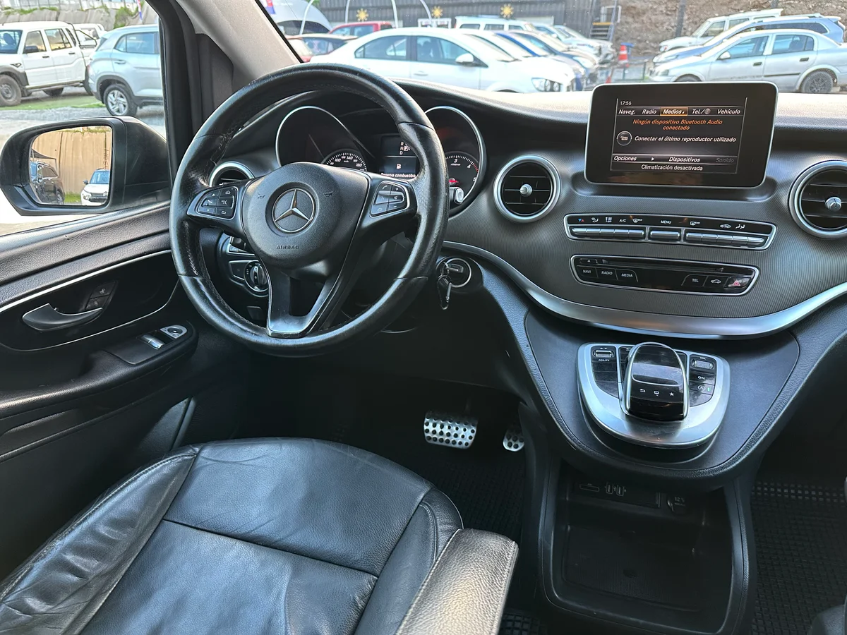 MERCEDES BENZ V 220 2.2 CDI AUT 2015 - Miniatura 20