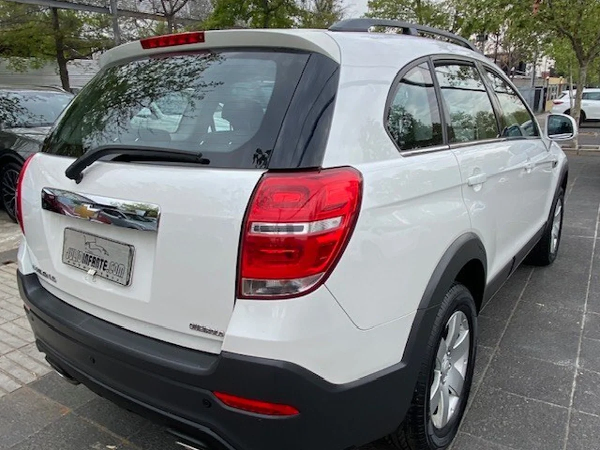 CHEVROLET CAPTIVA LS 2.4 3 Corridas 2016 - Miniatura 2
